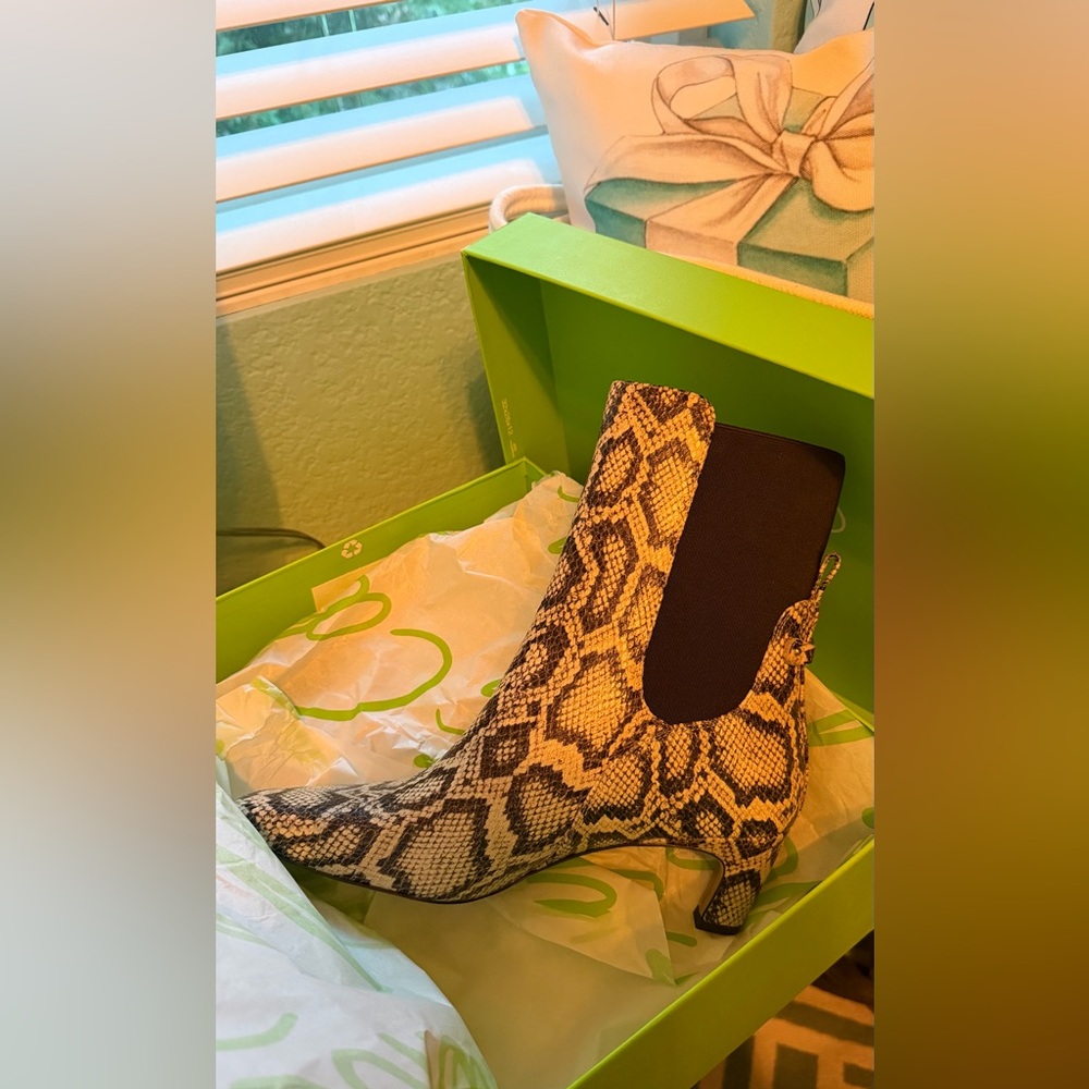 Sam Edelman Snakeskin Heeled Boots BRAND NEW STILL IN BOX